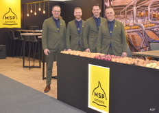 MSP Onions voor het eerst met een eigen stand. Lijn Moerdijk, Albert Vonk, Lindert Moerdijk en Jaco Weststrate.