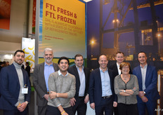Teamfoto van DHL Global Forwarding. Dit jaar wordt de nieuwe accommodatie bij Schiphol in gebruik genomen waarbij er  1.300 m2  specifiek wordt ingeruimd voor de afhandeling van perishables