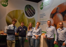 Luc van Riet, Sjoerd de Jong, Lizanne Krijnssen, Arja en Jan van Strien, Richard de Nijs van PPA Group.