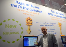 Rutger Verbruggen is trots met de Bridgit, het nieuwe HMI (bedieningsscherm is vernieuwd en volledig in te stellen naar ieders wens)