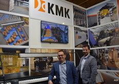 Kees den Boer van Den Boer Agri, zij zijn importeur van KMK machines voor de Benelux en Nord Rhein Westfalen. Jacek Wilczynski van KMK.