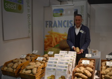 Henk Feddes van Interseed promootte de Francis. Een vroeg ras met licht gele vleeskleur.