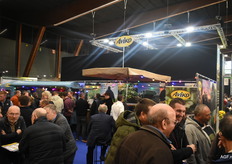 Ook bij Aviko, dat er bijna een soort foodtruckfestival van had gemaakt, was het druk.