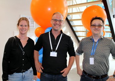 Yvonne en Matthijs Jonker van Velas en Dion Groeneveld van NIT Solutions.