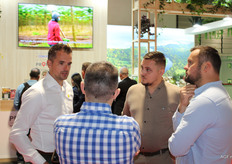 Lindert Moerdijk (MSP Onions) aan de praat in de wandelgangen