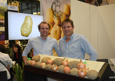 Emiel en Rémy Tanghe van RTL Patat/RTL Onions. Het bedrijf presenteerde zich naar het internationale publiek als RTL Foods.