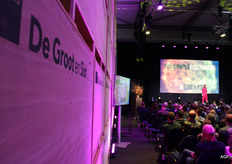 Helga van Leur over klimaatverandering en de uienteelt