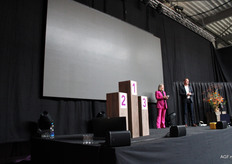 In afwachting van de finalisten voor de Grootste Ui-verkiezing