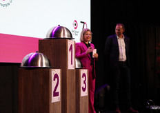 Maar wiens uien zitten daar onder de cloche?