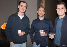 Leon Aarnink en Dave Debekker van Waterman Onions en Lennart Ras van TOP The Onion Group
