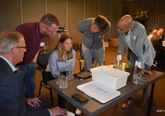 Vanaf de andere kant: Nu staan Zev Clerx en André Boot er beter op dan op de vorige foto.