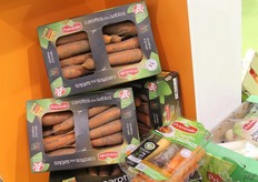 dit is pas echt vers van het land: ongewassen peen