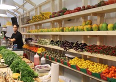 Het glazen huis van Aviv Export en Marketing. Het bedrijf uit Israel was genomineerd voor de Fruit Logistica Innovation Award met hun pitloze papaja