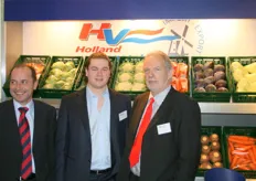 Nikos van Apollofruit met Jasper en Hans van Holland Vegetables