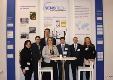 Het team van Sensitech straalt. In het midden Corienne Kinkel van de afdeling marketing&communicatie.