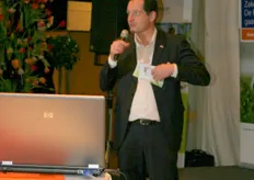 Jack Stroeken presenteerde het nieuwe kwaliteitssysteem en het bijbehorende .nl ondertitel gecontroleerde klasse.