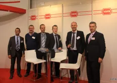Het team van Van Dijk Foods Belgium. V.l.n.r.: Jos Debast, Hermann Richter, Eric Vluymans, Stijn Weckx, Nick Blomme en Kastriot Cena