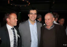 Leon Hooghart (BG Door), John Tsoutsanis (Geerlofs Refrigeration) en Willem van der Does (BG Door) bespreken het succes van hun project in Azerbeidzjan.