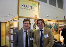 Eric Brückner en Tim Reincke van Timerfruit in de stand van de Zuid-Afrikaanse producent Karsten Group Holding, die participeert in Timerfruit