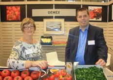 Mariette Hansen en Mario Jordens van Gemex. Gemex exporteert al sinds '89 met name naar Duitsland. Dit jaar staat er een verbouwing op de planning in Genk, zodat ze een nog betere verbinding hebben naar de Duitse afnemers.