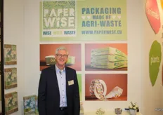 Peter van Rosmalen van Paperwise, dat karton en papier produceert van landbouwafval. Eosta was de eerste klant