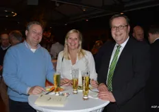 Peter Lugthaart en Sofie Tolk van Havenbedrijf Rotterdam met Peter Bungenberg van Bureau Bungenberg