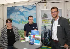 ZLTO ging met haar leden in gesprek over asbestsanering en zonnepanelen. Vlnr: Carla Michielsen, Niels Voet (Hoondert Staalbouw) en Roel Clement.