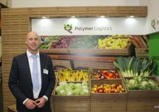 Mark Heijmans van Polymer Logistics, dat een nieuw logo presenteerde