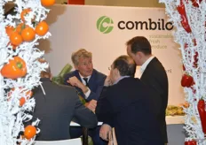 Harro van Rossem van Combilo in gesprek met klanten.