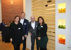 Corinne Janssen, Arend Solleveld, Ton den Boer en Mireille Janssen van Olympic Fruit