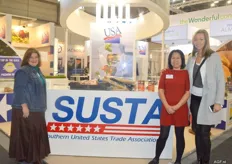 Van links naar rechts Debra Coxmay dept. of Agriculture Florida, Michelle Wang dept. of Agriculture North Carolina en Karin Defossez van Susta.