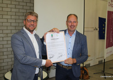 De bestaande algemene handelsvoorwaarden voor zaai- en plantuien, beter bekend als "de AVZ" of "het Oranje Boekje", dateren alweer uit 2019. Vanaf 1 september 2025 gelden nieuwe voorwaarden, die gezamenlijk zijn opgesteld door LTO Nederland en GroentenFruit Huis. Ze werden ondertekend door Gijsbrecht Gunter vanuit de handel en Hendrik-Jan ten Cate vanuit de teelt