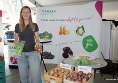 Linda Ruiter van Sakata had naast de uien met Bimi nog een eyecatcher meegenomen uit het groente-assortiment